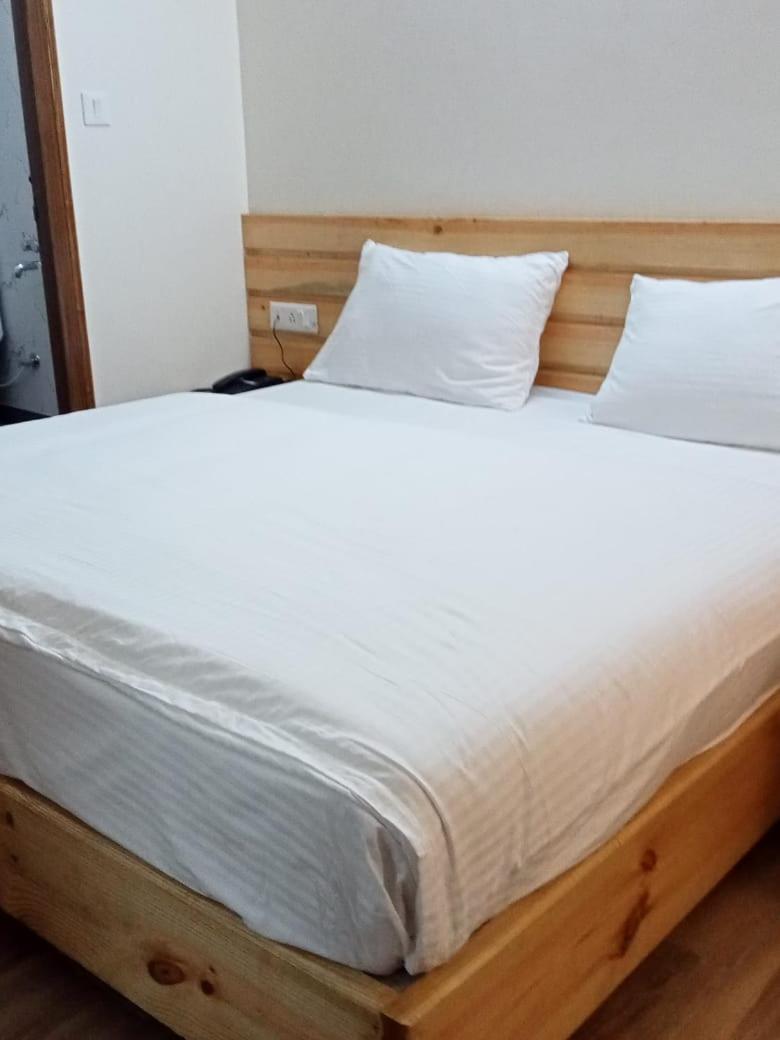 The Kumaon Retreat Hotel Nainital Phòng bức ảnh